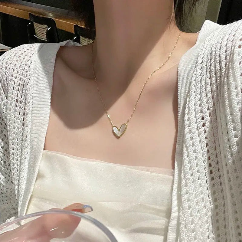 Aurora Heart – symbolizing a soft glow of love and elegance.