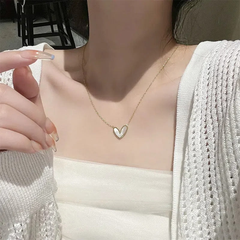Aurora Heart – symbolizing a soft glow of love and elegance.